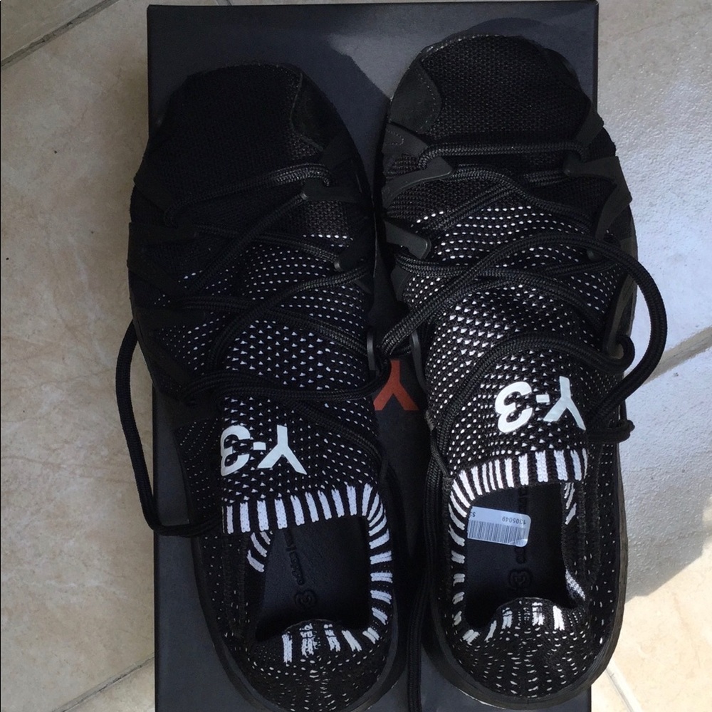 Adidas Sneakers